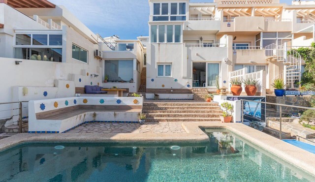 Awesome home in Nijar