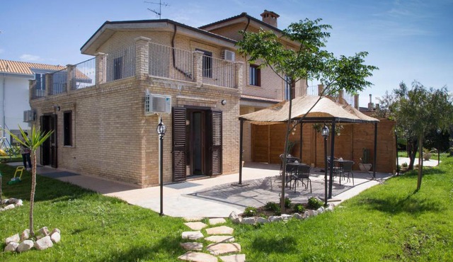 B&B Villa Saraceni con parcheggio interno