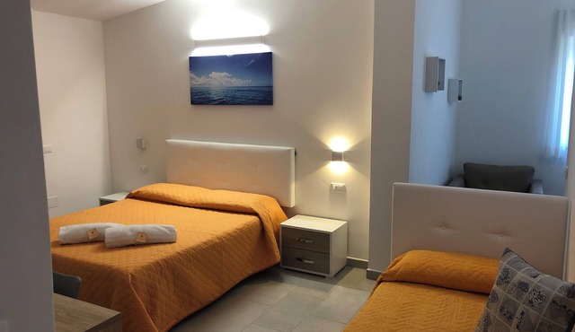 B&BValledegliUlivi Triple room with pool view, single bed breakfast