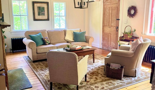 Back on VRBO! The oldest house in Litchfield CT