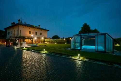 BALDA HOUSE, covered and heated pool Only for you