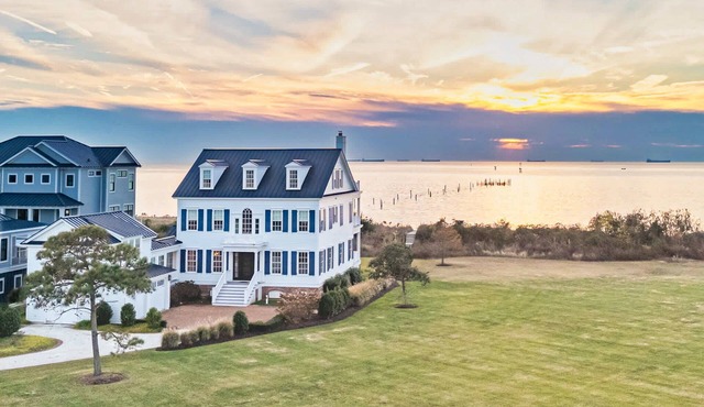 Beachfront Estate, Multi-Level Decks, Bay Creek