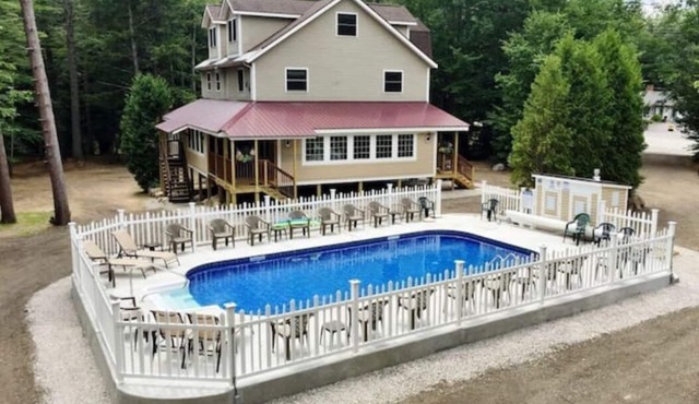 Bear Brook Lodge - Large house with pool