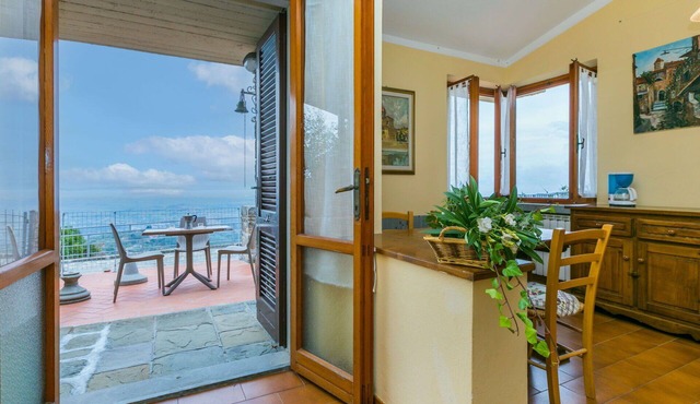 Beautiful apartment for 21 guests with private pool, TV, terrace and parking