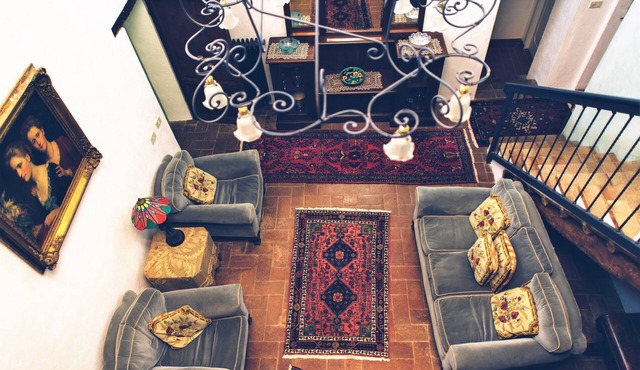 Beautiful historic Villa on organic olive farm, with pool & sunset views