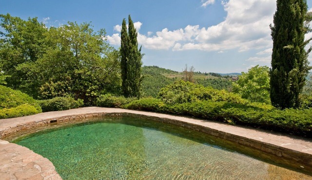 Beautiful private villa for 12 guests with WIFI, private pool, A/C, TV, patio and panoramic view