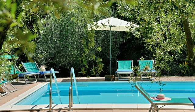 Beautiful private villa for 8 guests with WIFI, A/C, private pool, TV, patio and panoramic view