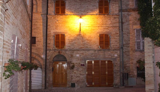 Beautiful Town house in Medieval Hilltop Village