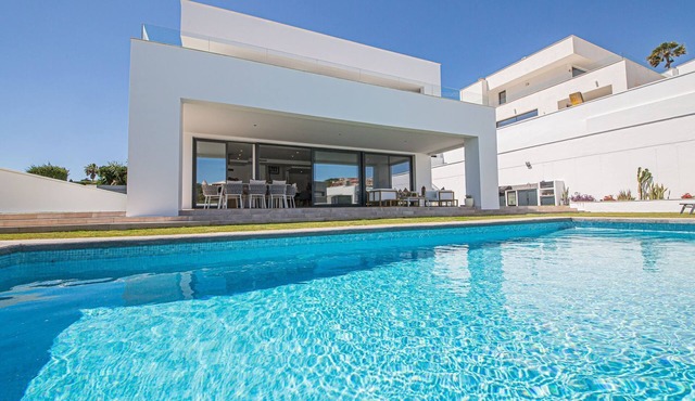 Beautiful villa with private pool