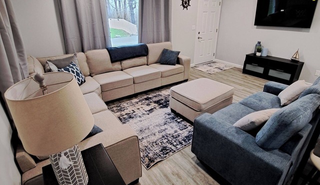 Beautifully remodeled house that sleeps 10 by Lake Erie Fun.