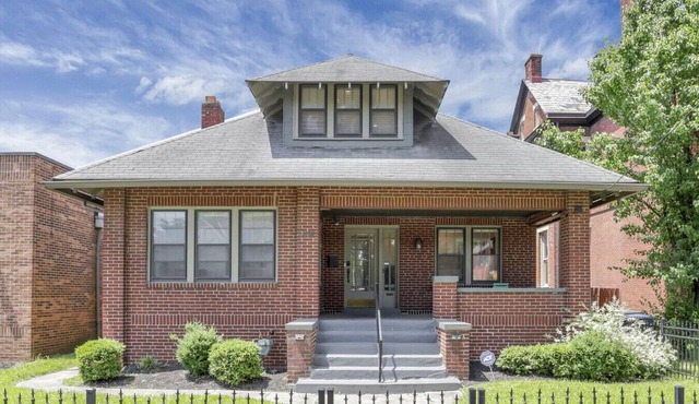Beautifully renovated brick home one block from German Village