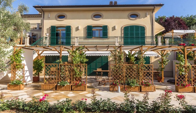 Belvilla by OYO Villa Sandra