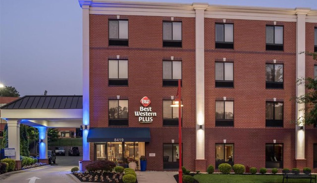 Best Western Plus College Park Hotel