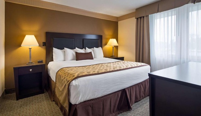 Best Western Plus Concordville Hotel