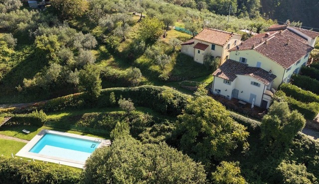 Borgo Casorelle 20 in Lamporecchio , Toscana