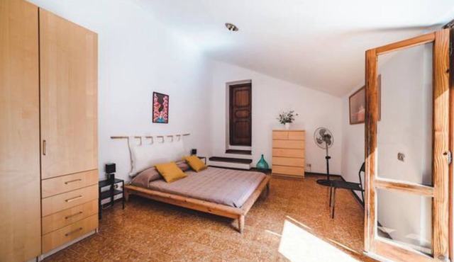 Bright apartment in villa near the spa