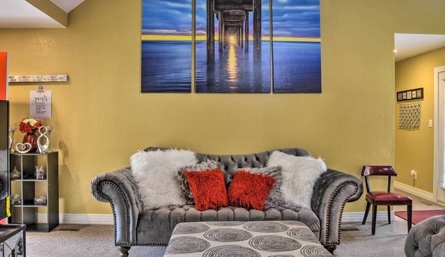 Bright Chesapeake Home Near Shopping & Dining
