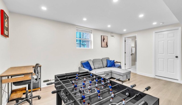 Bright & Cozy Elmhurst Stay 3BR/2BA