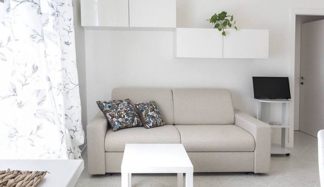 C004 - Camerano, new two-room apartment with air conditioning