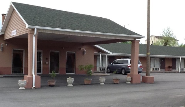 Caronoda Motel