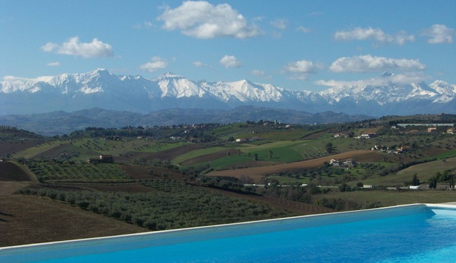 Casa Cologna, very large holiday home for large groups