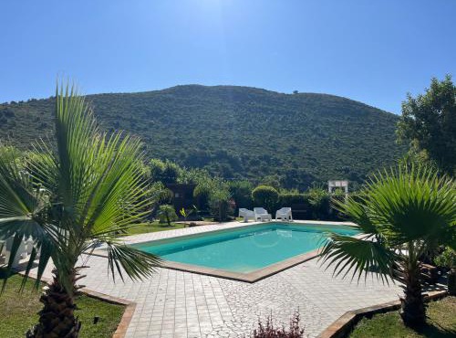 Casa De Crescenzo con piscina