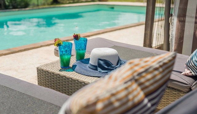 Casa Infinito - 2 bedrooms, panoramic pool, airco, wifi, Marche