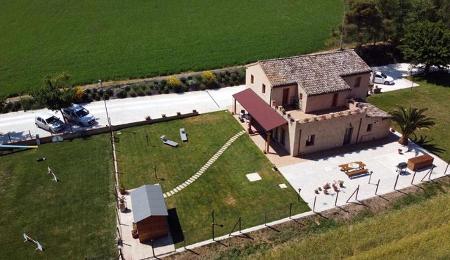 Casa Montefiore 13 Iris LT nella tranquilla campagna Marchigiana