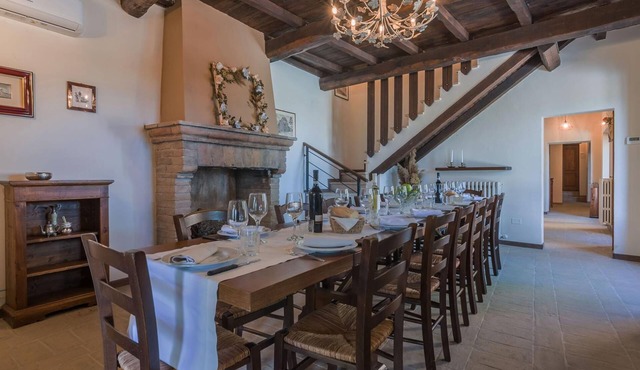 Casale Andrea - 7 bedrooms, pool, airco, wifi, pet friendly, Umbria