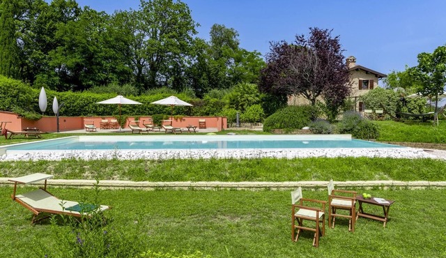 Casale Belvedere 8&1 by Marche Holiday Villas