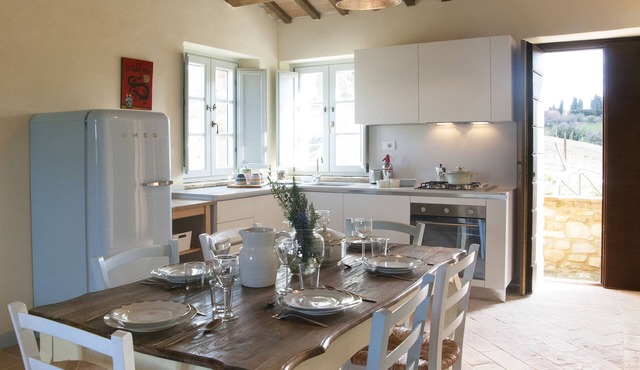 Casale Biancopecora. Casa Cerqua with swimming pool in the countryside of central Italy