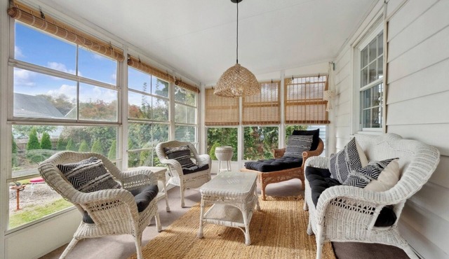 Charming 2-bedroom cottage in the Hudson Valley, close to Beacon