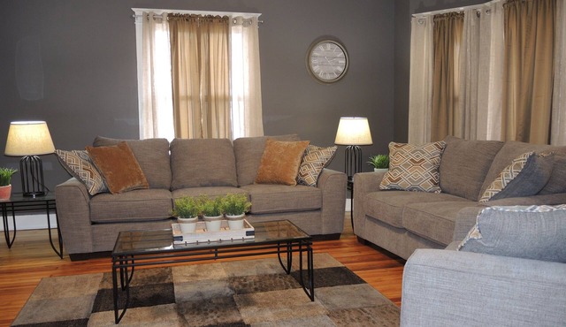 Chestnut Ridge Under 5 minutes to All Star Village, New renovation in Oneonta