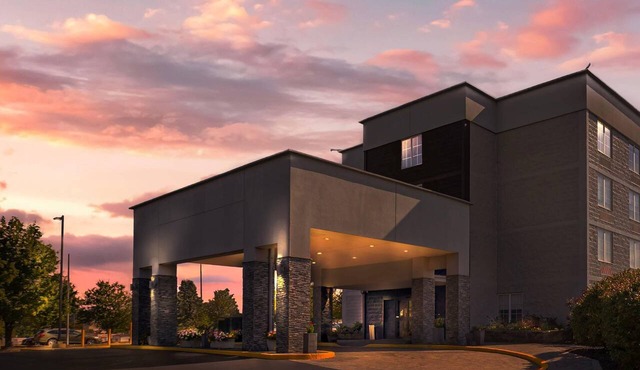 Comfort Inn & Suites Pottstown Eastern Gateway
