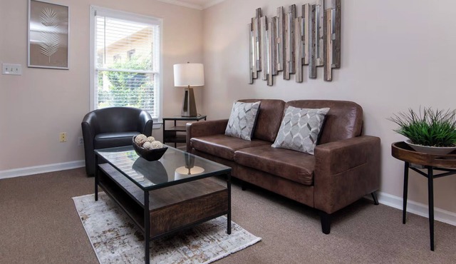 Comfort-Ready 2BR for Work Trips