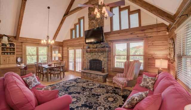 Comfortable 3BR Retreat Near TIEC Pets Welcome