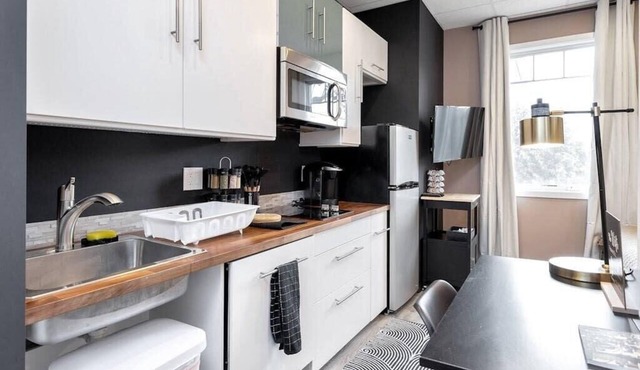 Comfy Studio with Kitchen Central Danbury, ADA