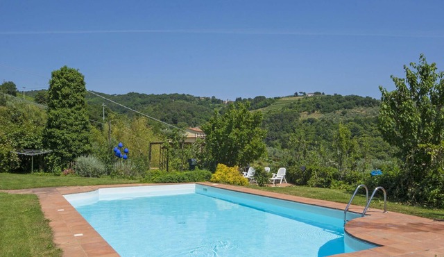 Cosy apartment in villa for 4 guests with pool, A/C, WIFI, TV, terrace, panoramic view and parking