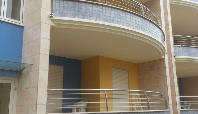 Cosy apartment for 6 guests with private pool, WIFI, A/C and balcony