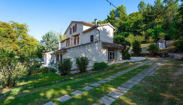Cozy home in Catignano with house a mountain view