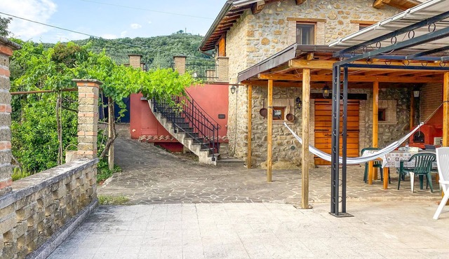 Cozy home in Olevano Romano with WiFi