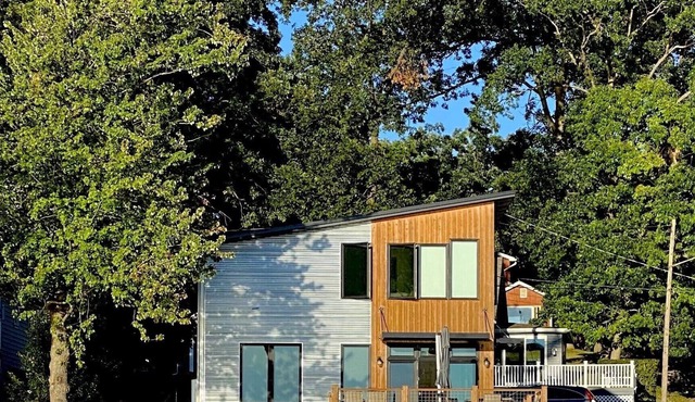 Devils Lakefront, Amazing Panoramic Views & Sunsets, Sandy Bottom, Deck, Patio