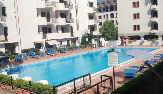 Domizia bay centerVilla surrounded by nature a few steps from the beach