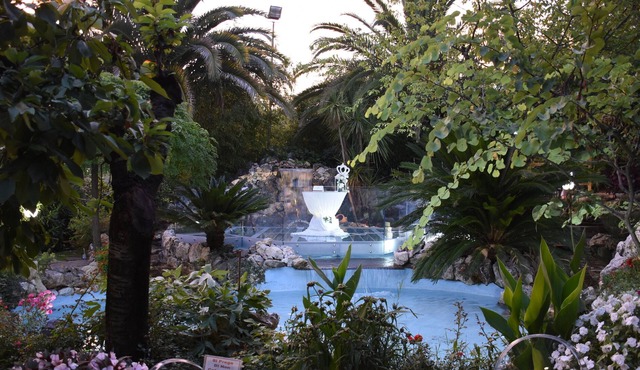 Double room in Villa Des Reves - surrounded by greenery near Montecassino