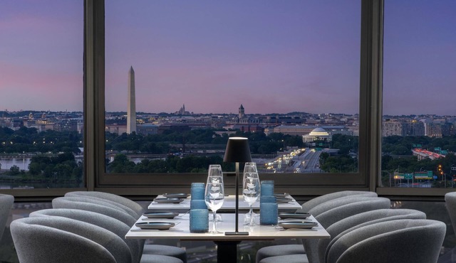 DoubleTree by Hilton Washington DC - Crystal City