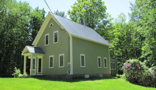 Downtown North Conway Village House