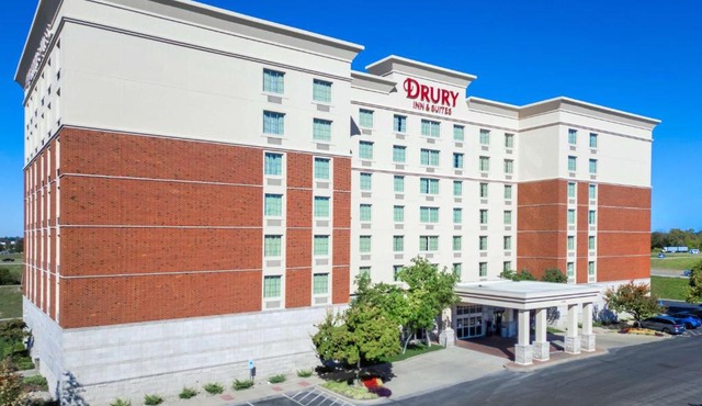 Drury Inn & Suites St. Louis/O'Fallon, IL