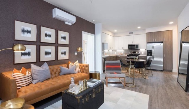 Elan Menlo's 3BR Condo: A Perfect Retreat with Outdoor Pool, Fire Pit, and BBQ Grills
