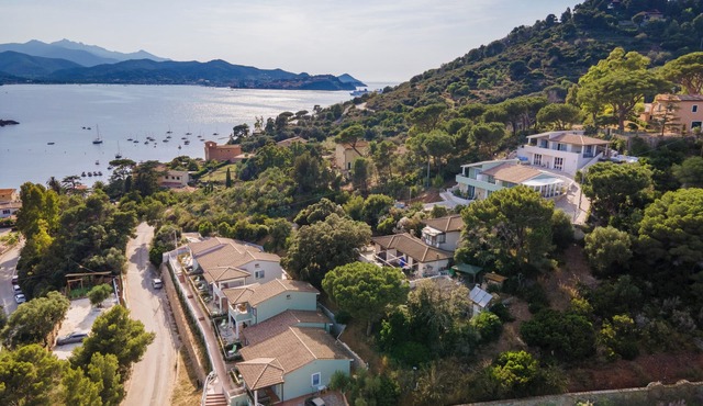 Elbitat Homes