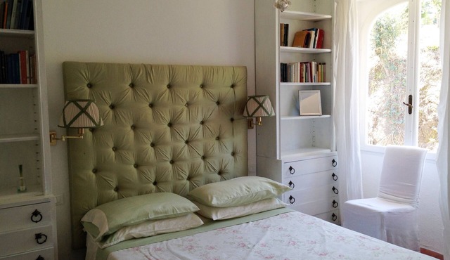 Elegant Private Villa overlooking the sea Charming Property See View